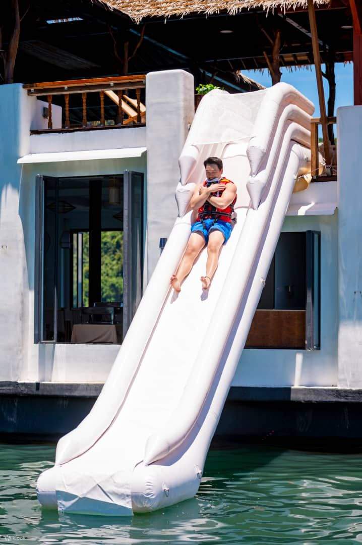 Floating Club House (Tiket Tur) | Kota Kinabalu, Sabah 